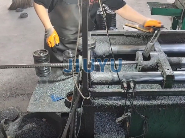 Pull button video